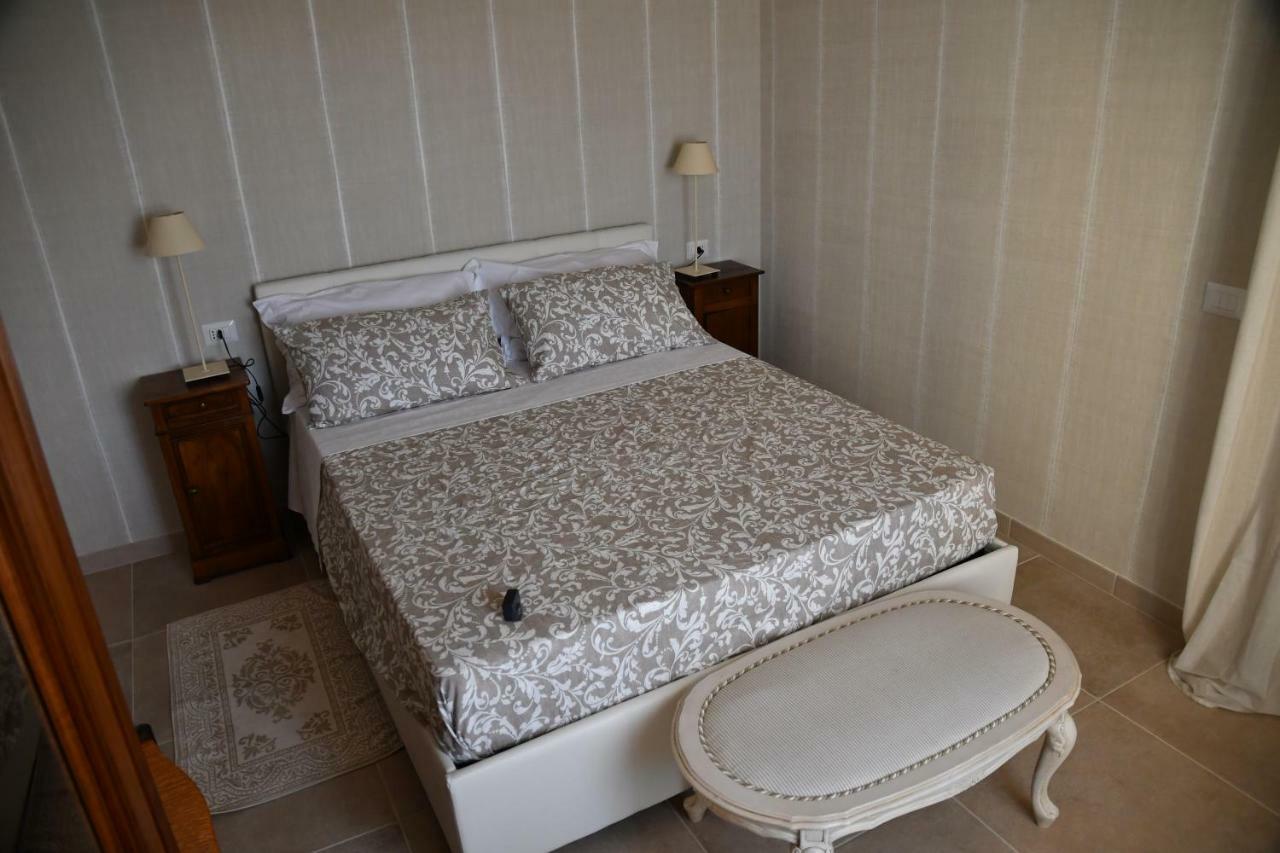 Le Stanze Del Borgo Hotel Nettuno Kültér fotó