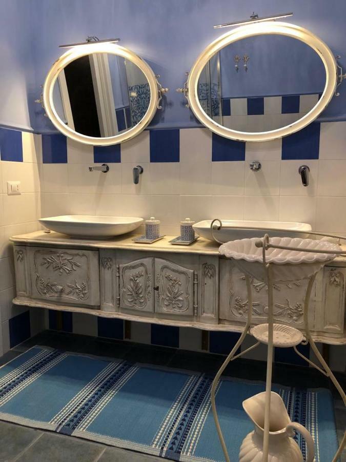 Le Stanze Del Borgo Hotel Nettuno Kültér fotó
